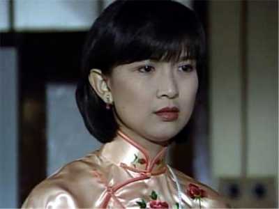 千王之王女演员名字，千王之王2000女主？-第1张图片-山川游戏